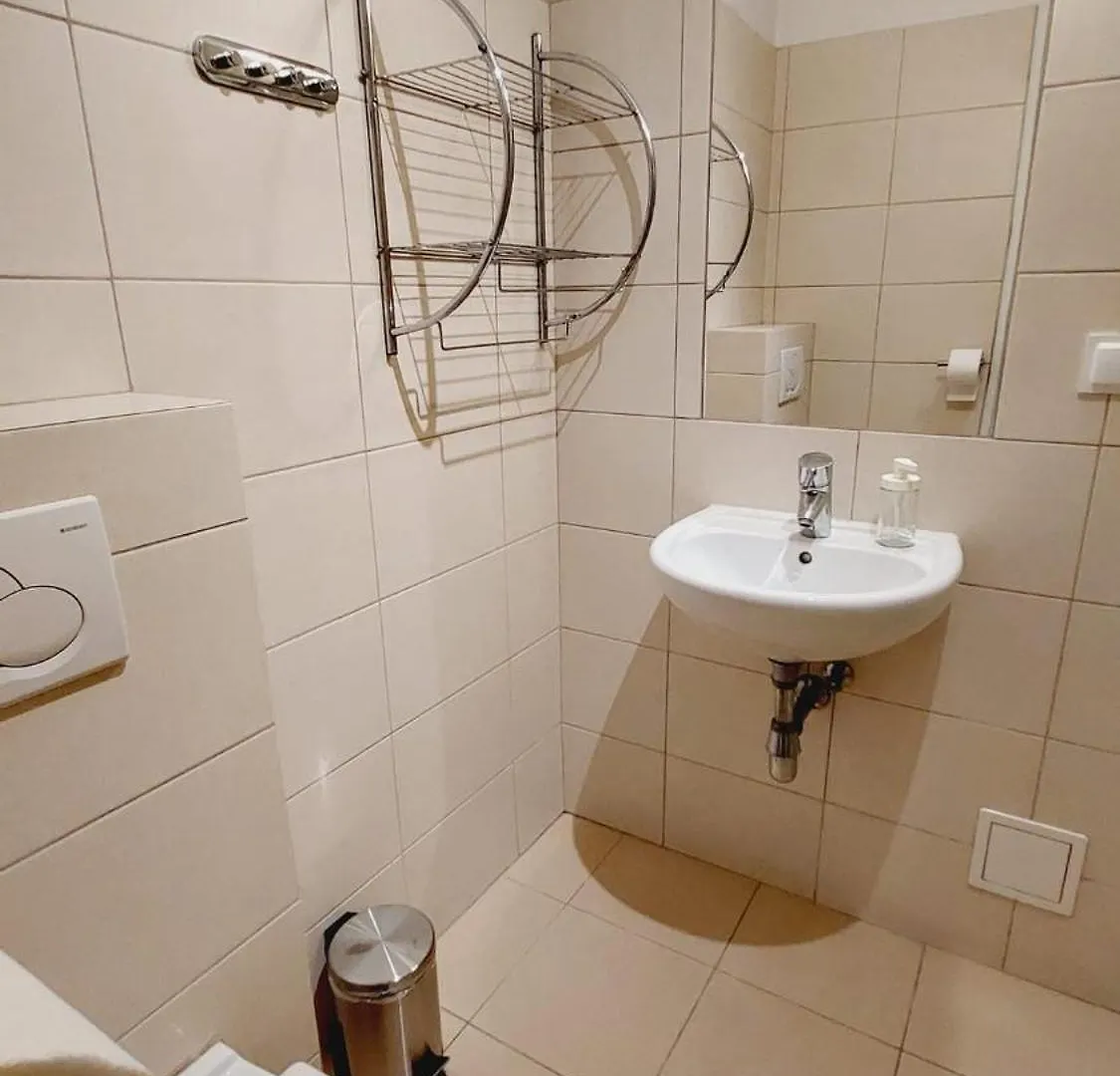 Korona Rooms Krakow 0*,